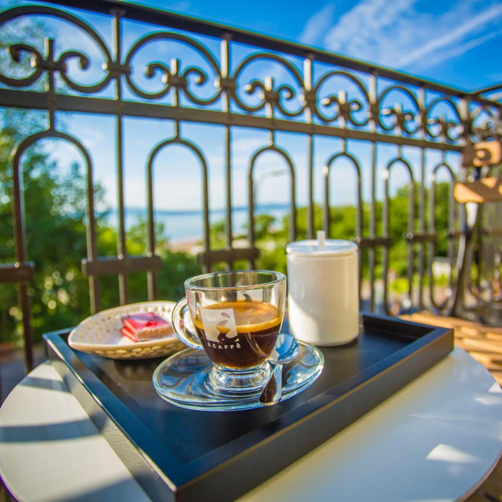 BOUTIQUE HOTEL PROMENADE 43/50