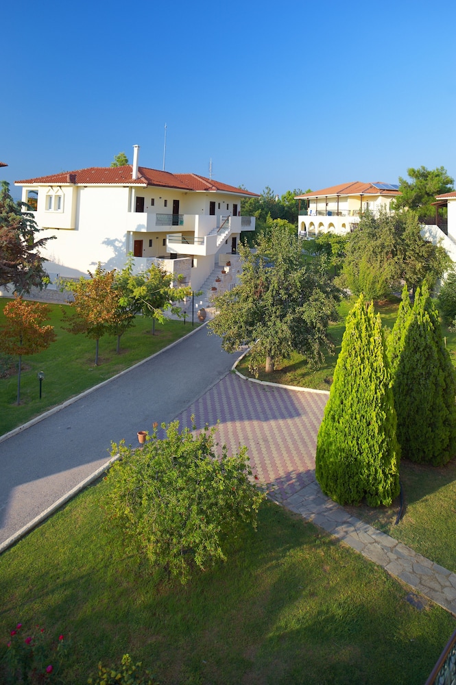 Portes Beach Hotel 56/64