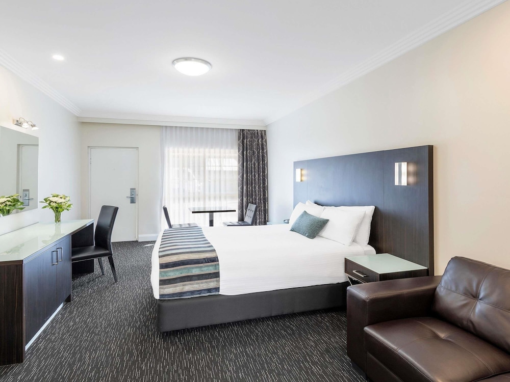 Mercure Goulburn 13/44