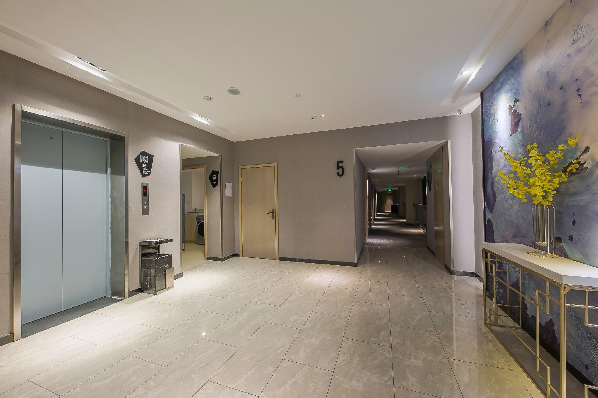 Echarm Hotel (Taihe Central Plaza Pedestrian Street store) 8/27