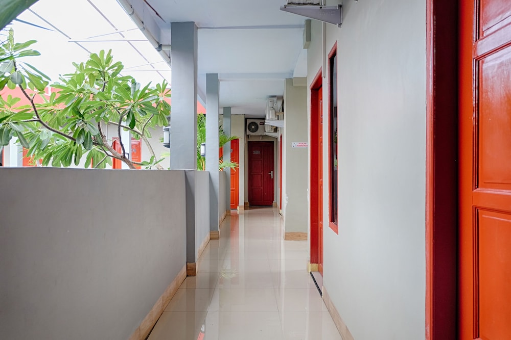 OYO 2595 Hotel Jinan Makassar 6/24