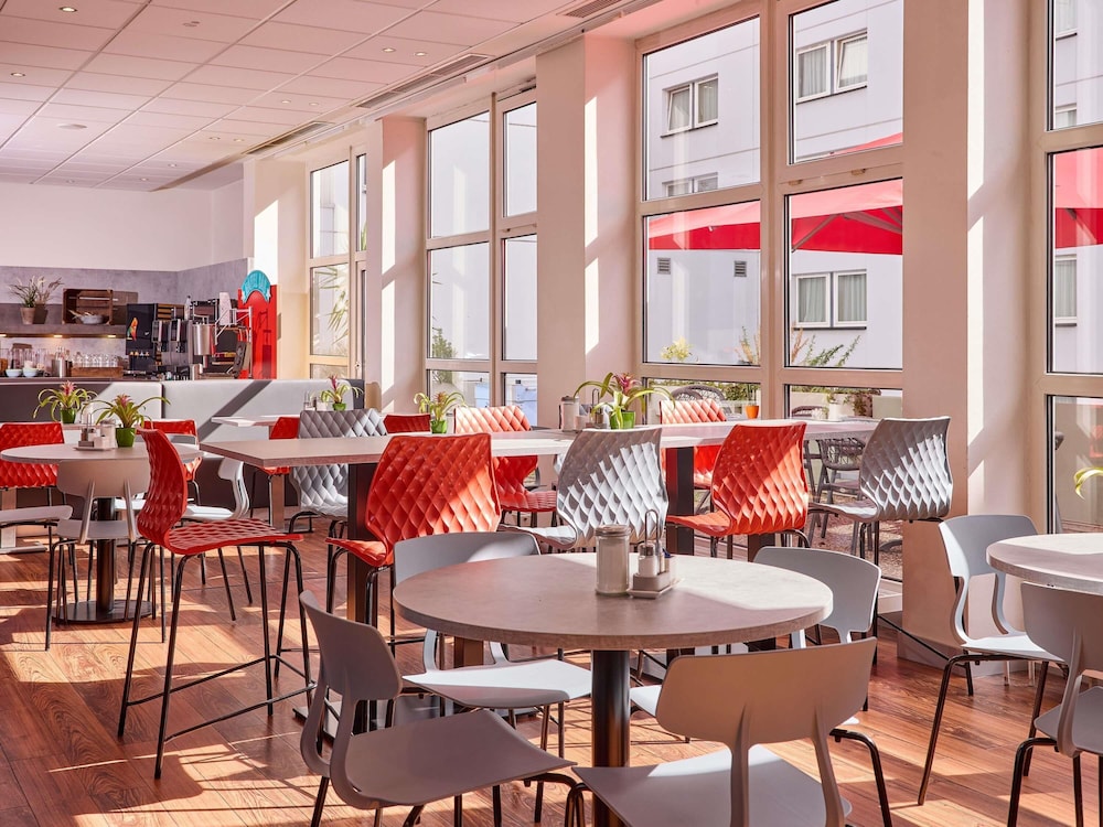 Ibis Dusseldorf Hauptbahnhof 55/67
