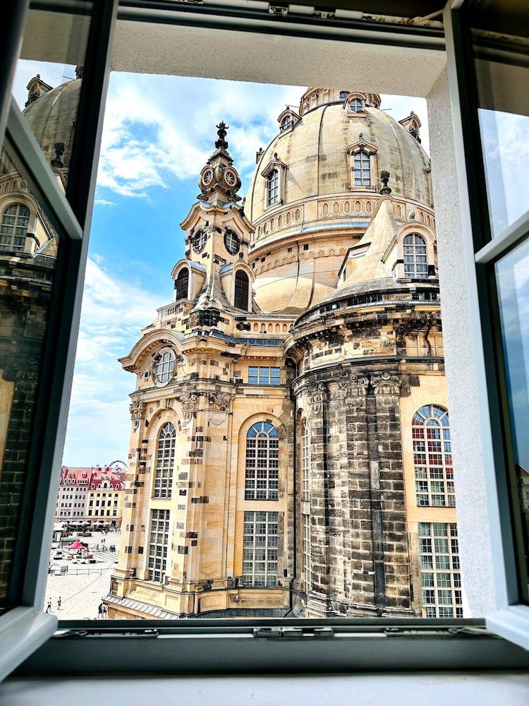 Suitess An Der Frauenkirche 1/50