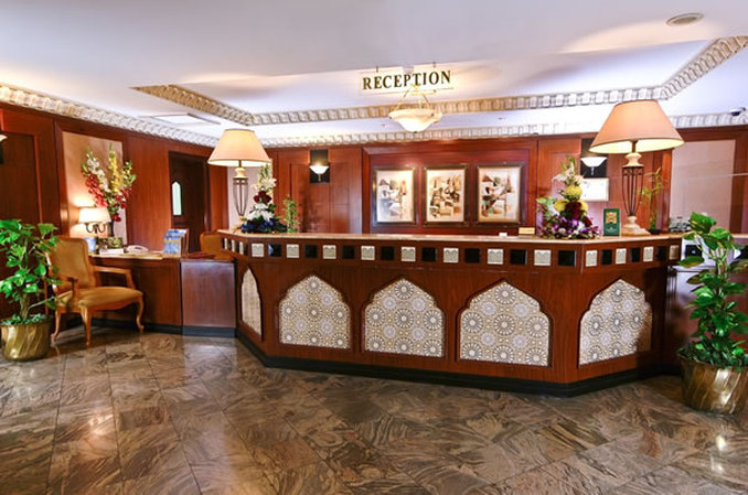 Lobby at Landmark Plaza Baniyas, DUBAI