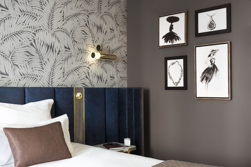 Hotel Opera Opal 37/52