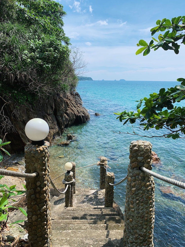 Koh Chang Hut Hotel 44/51