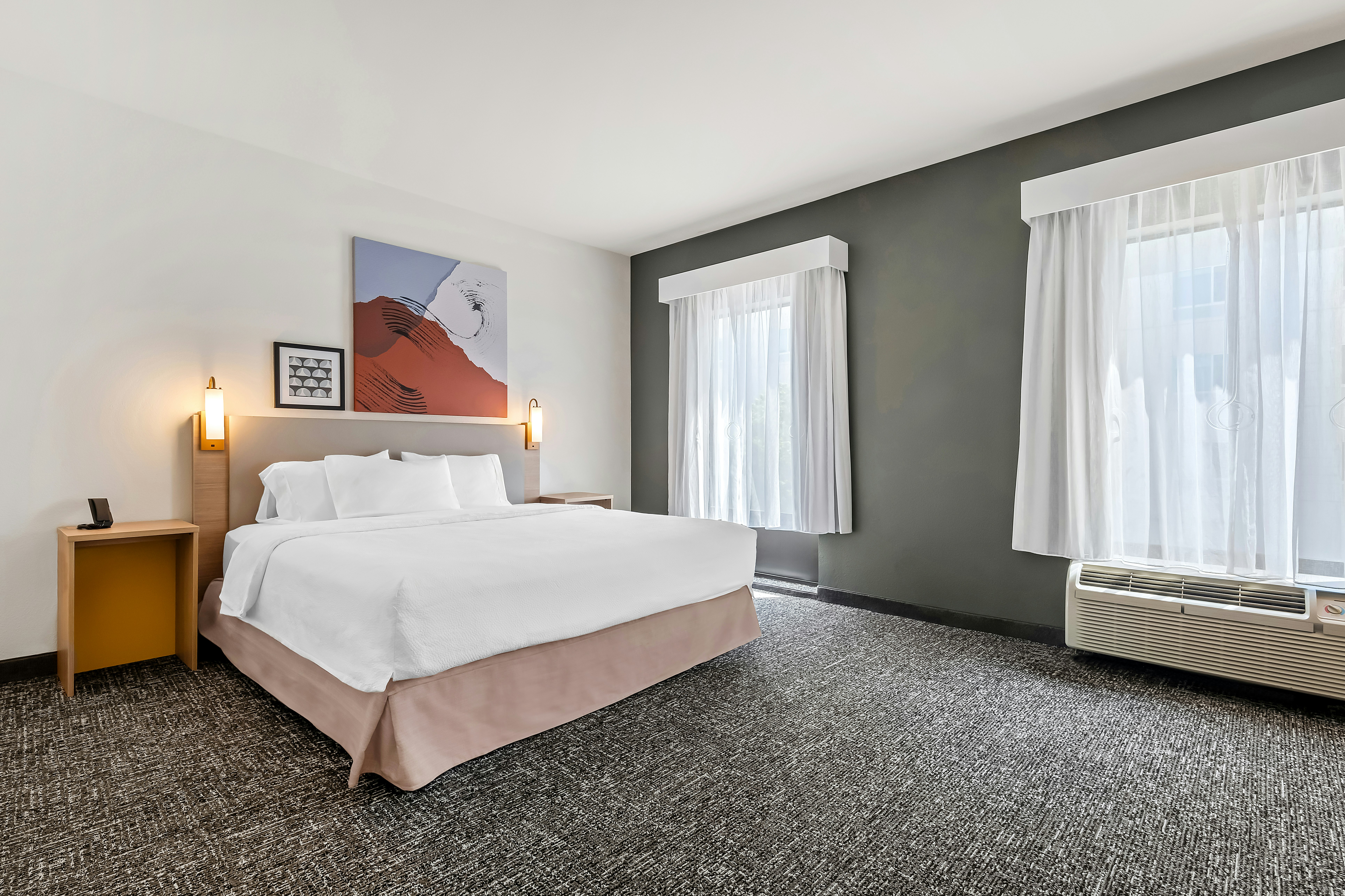 ROOM, KING BED, ACCESSIBLE