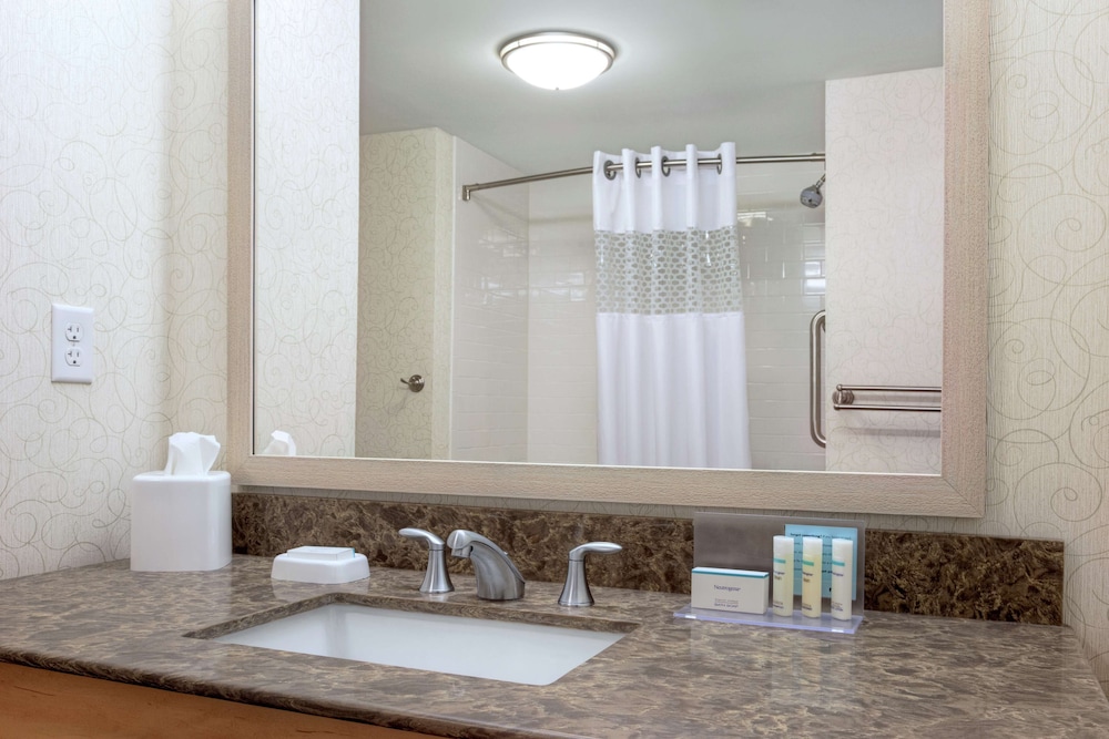 Hampton Inn Bar Harbor 22/68