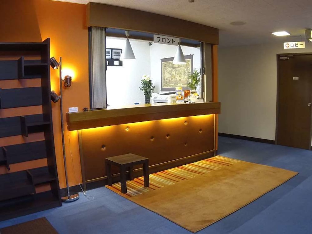 Shirakawa Business Hotel 4/57