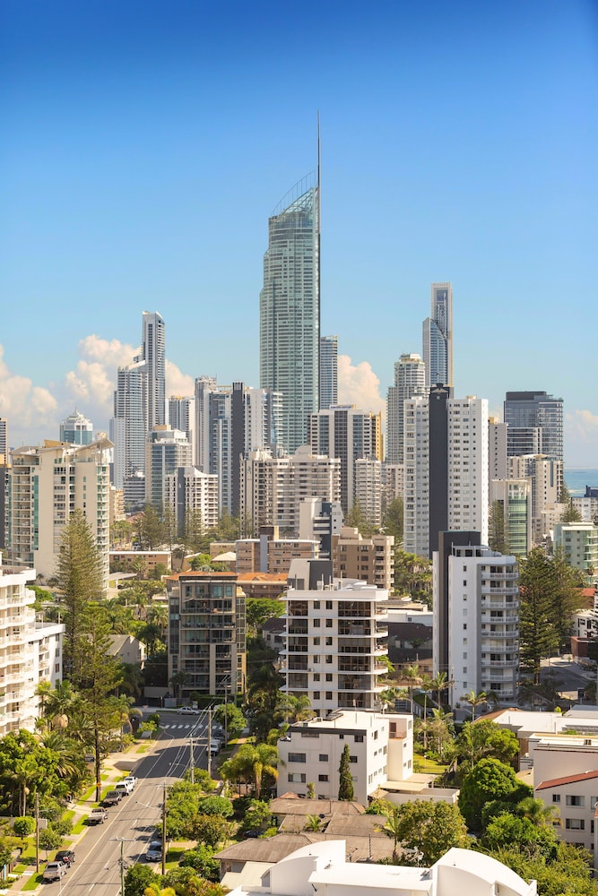 Vue Broadbeach 40/49