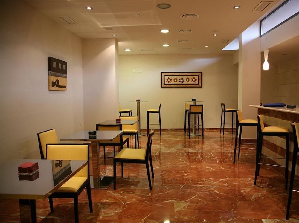 Tch Hotel 36/50