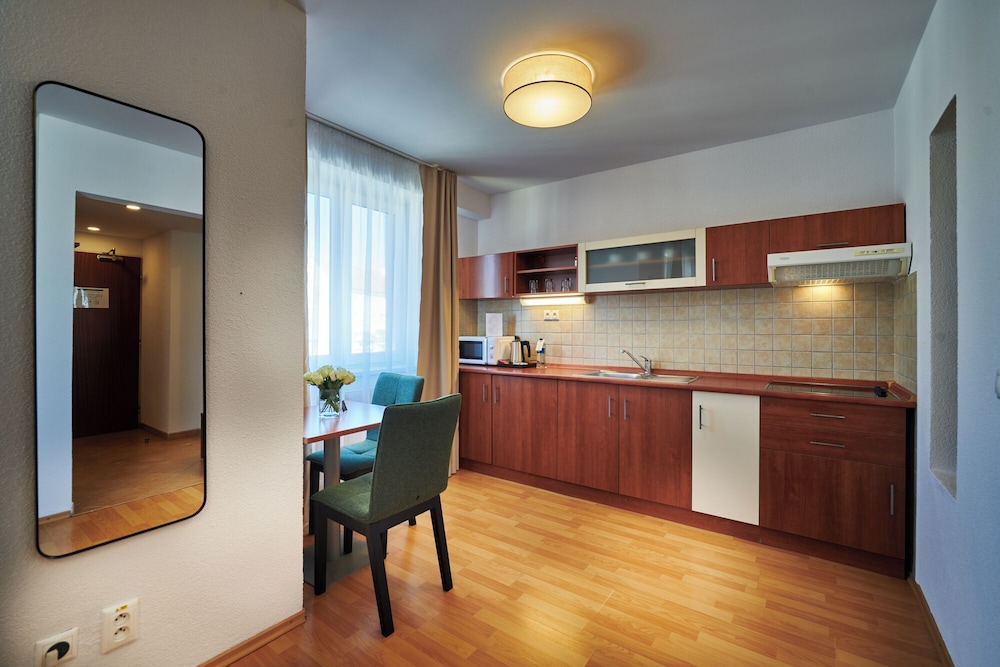 Urpin City Residence 9/46