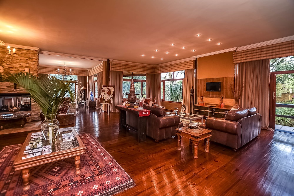 Bambuu Lakeside Lodge 31/50