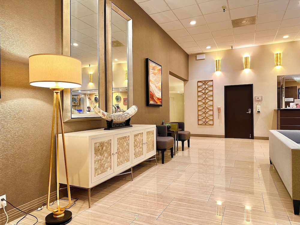 Alhambra Hotel 8/50