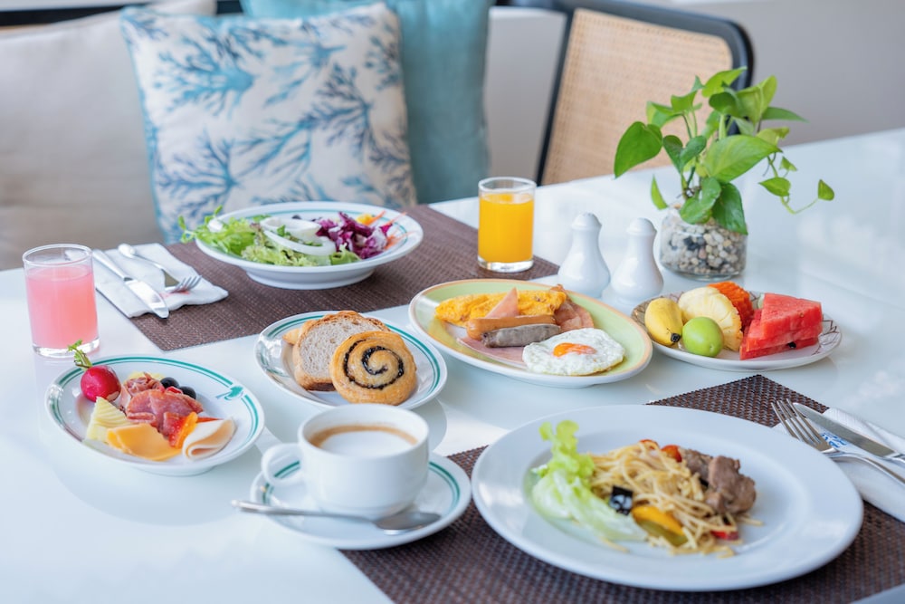 Thavorn Palm Beach Resort 43/58