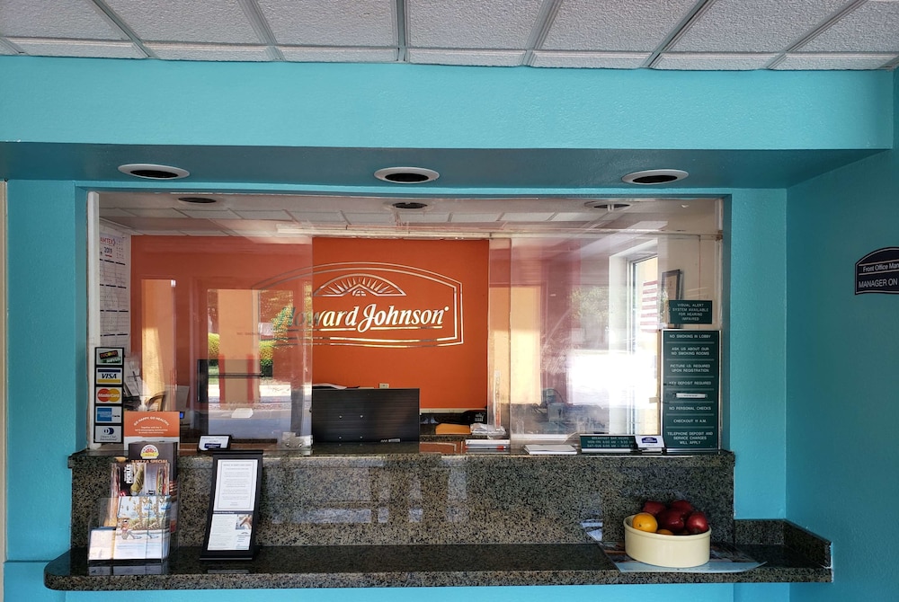 Howard Johnson by Wyndham Virginia Beach 3/23