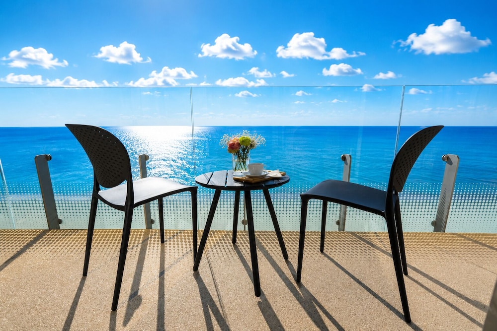 Miramare Magnetic Beach Hotel 55/59