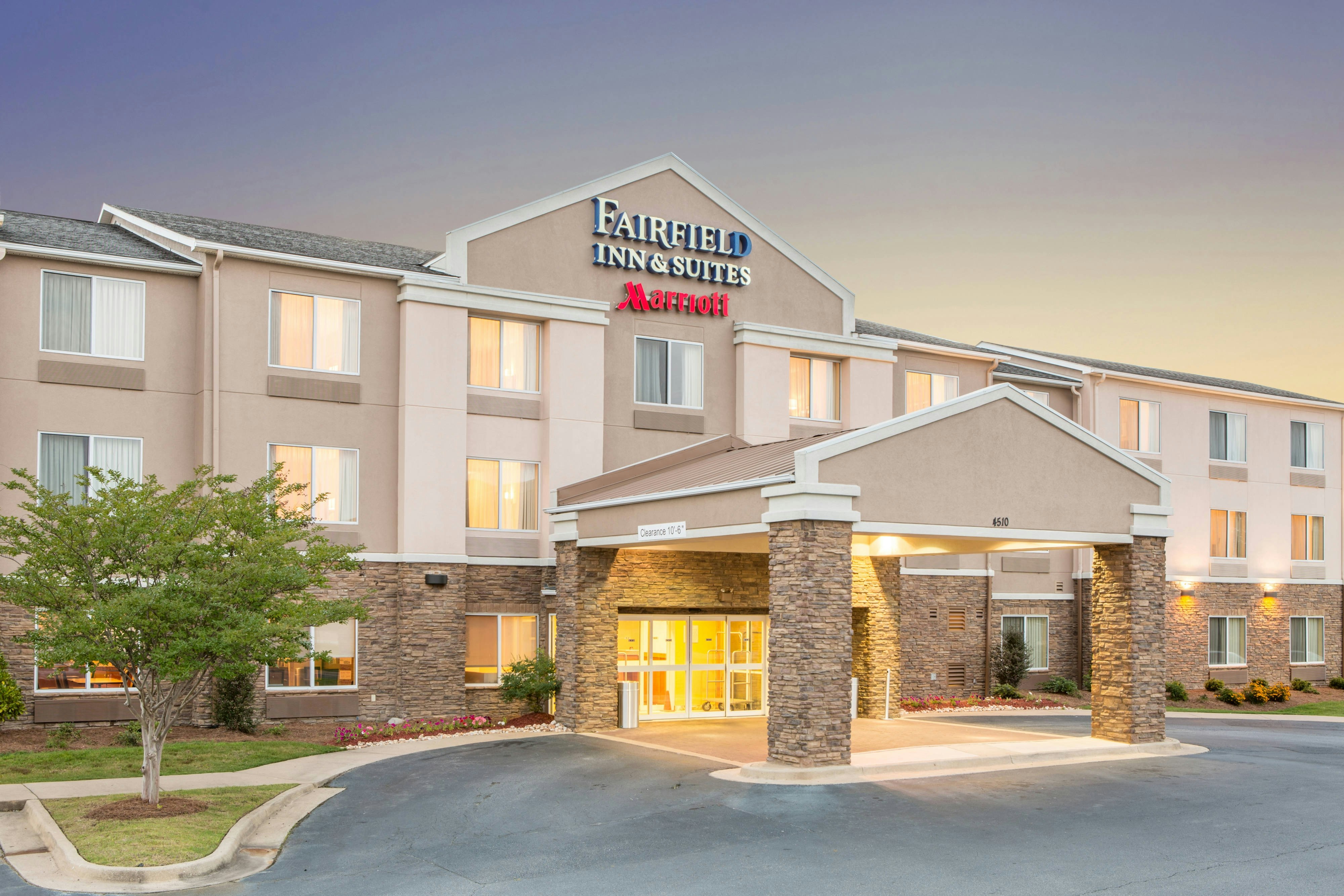 Fairfield Inn And Suites Columbus 12/12