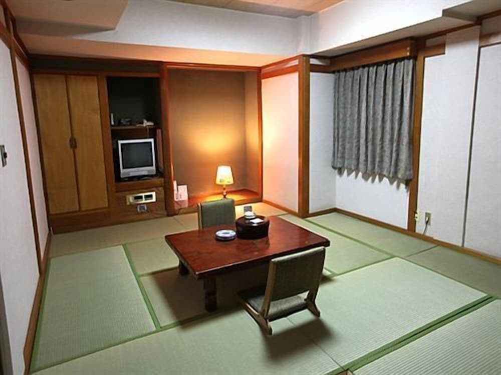Okinawa Sun Plaza Hotel 36/53