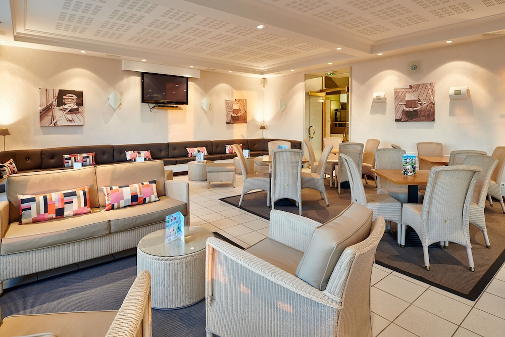Hotel Vacances Bleues Villa Caroline 26/50
