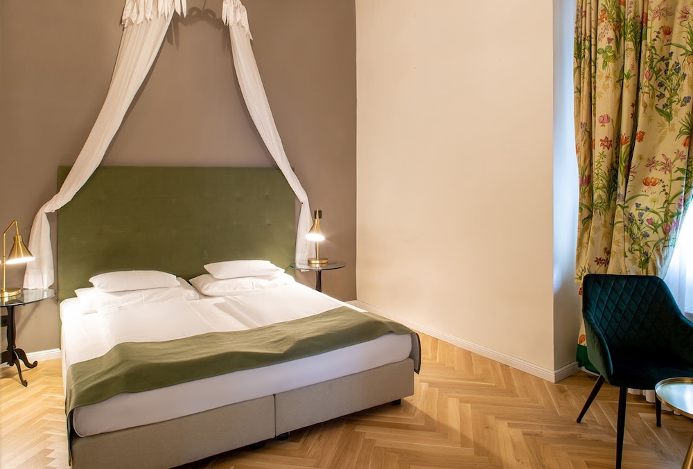 Hotel Zum Dom Palais Inzaghi 13/66
