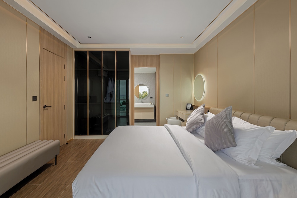 Chalong Marina Bay View Phuket 11/45