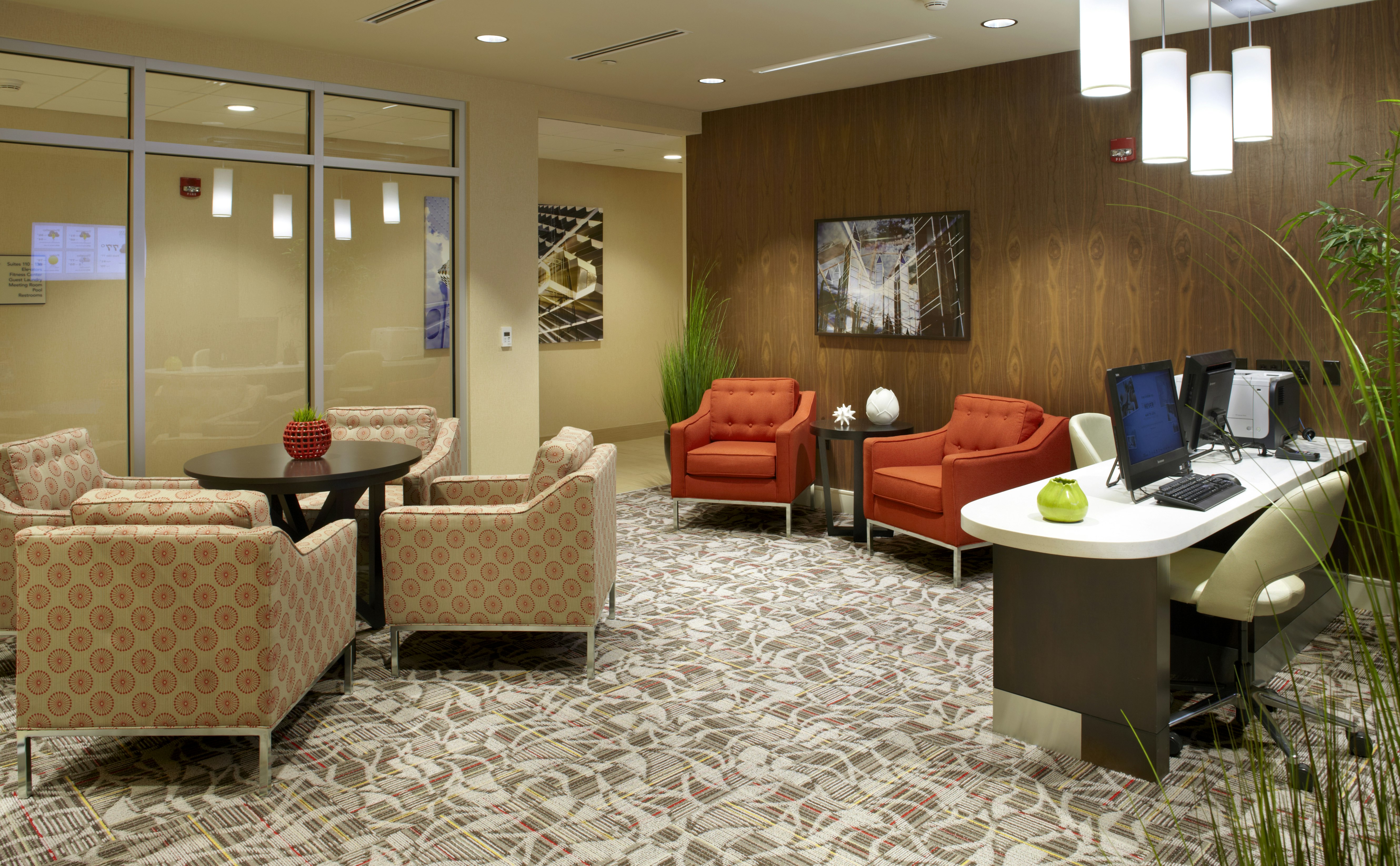 Homewood Suites by Hilton Pittsburgh Airport Robinson Mall Area PA 8/14