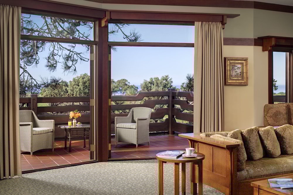 Lodge At Torrey Pines 54/80