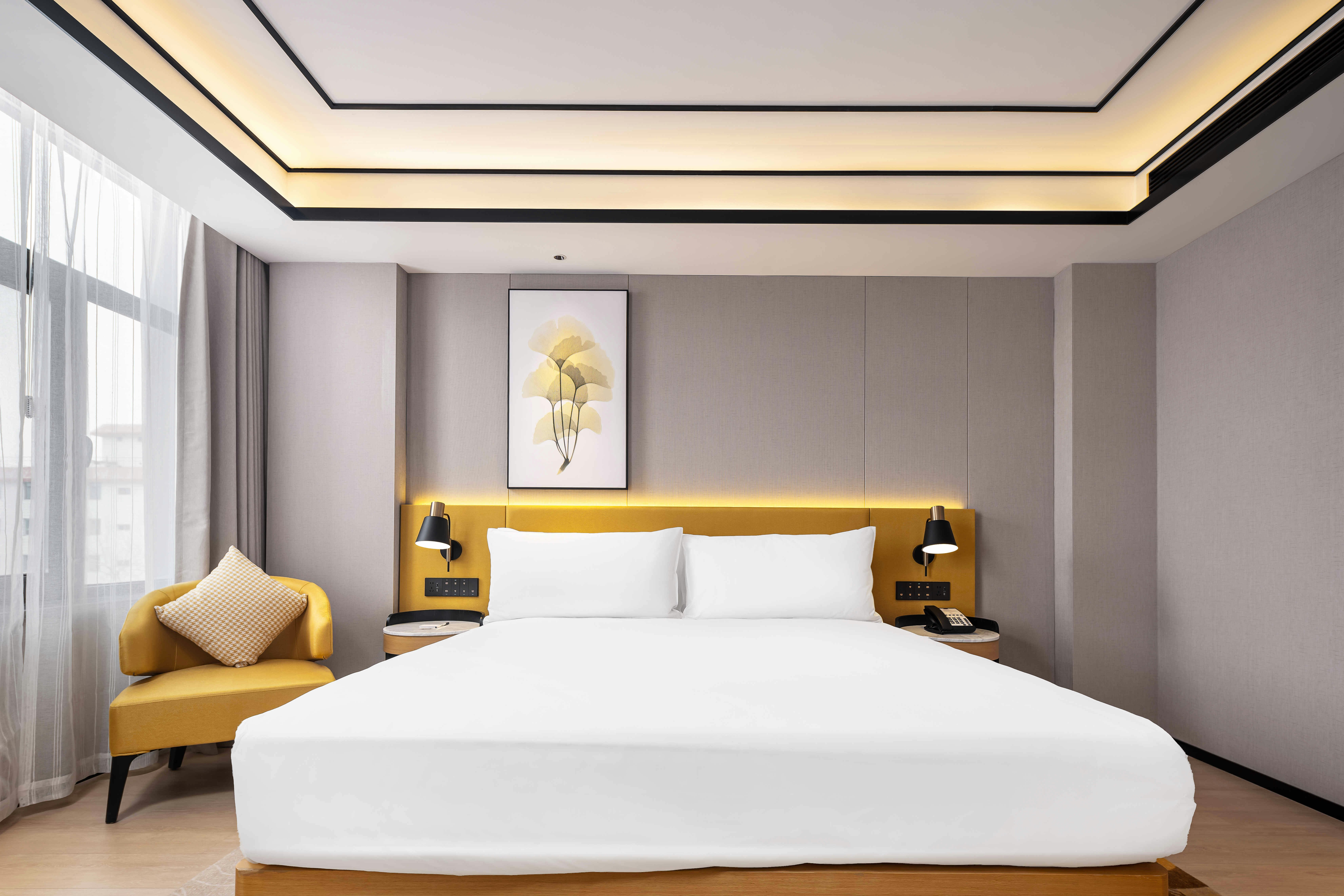 PREMIUM, KING BED