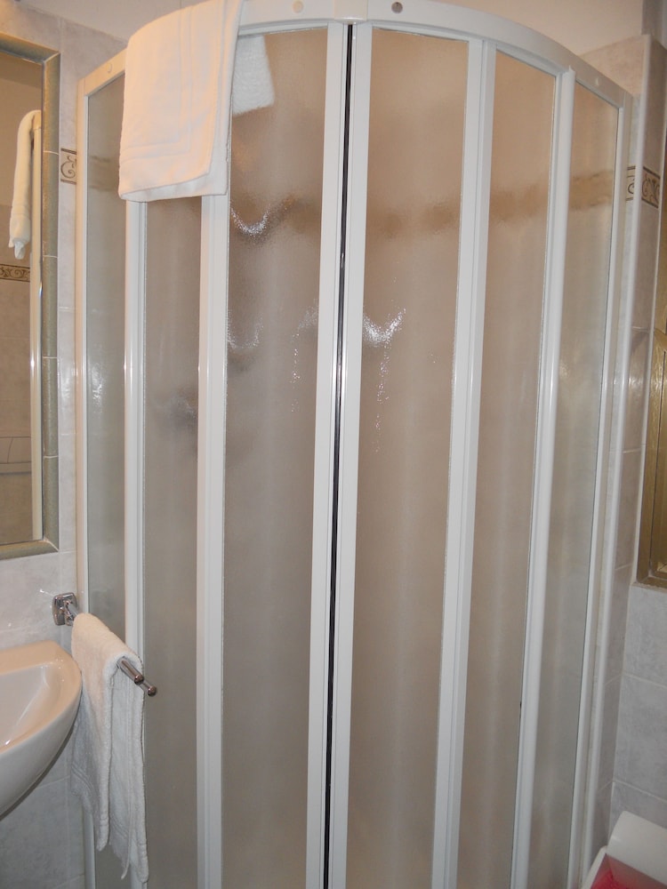 Hotel Nedy 47/47