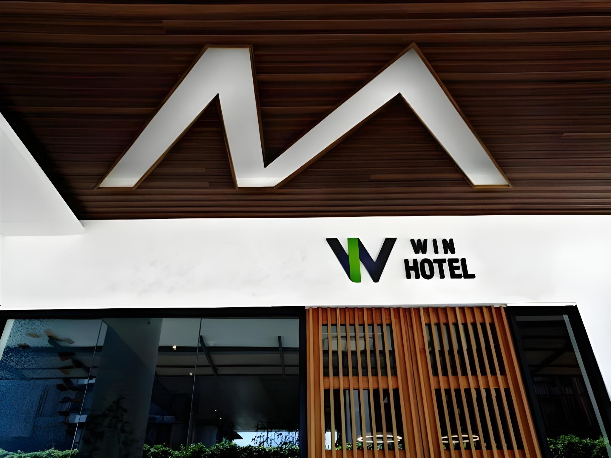 Win Hotel 1/45