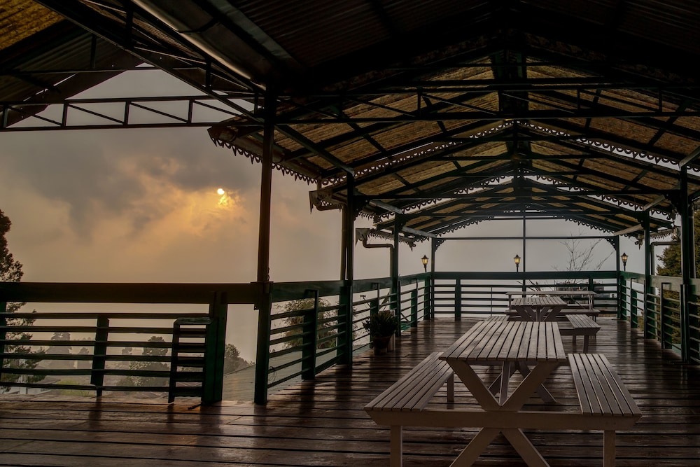 Muscatel Himalayan Resort 27/30
