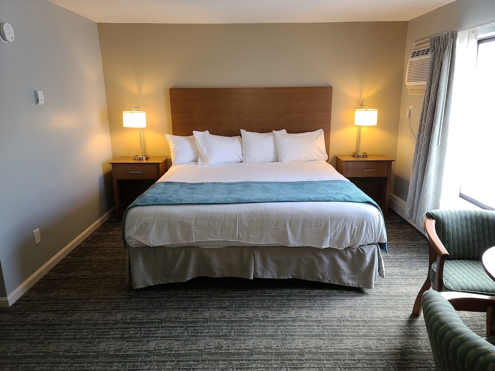 Hampton Village Resort 13/54