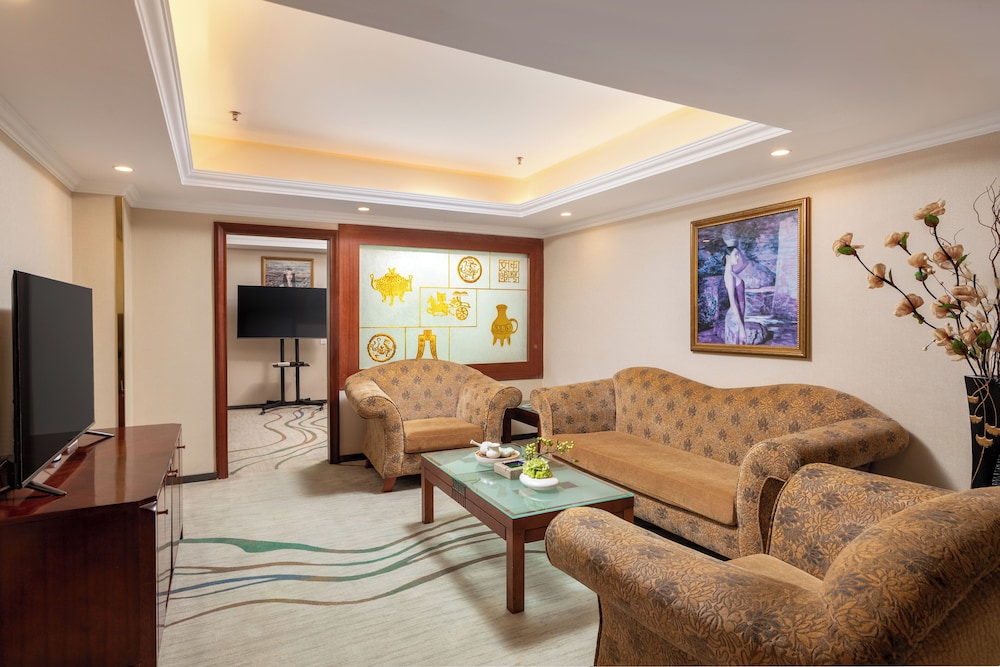 Haijun Hotel 33/50