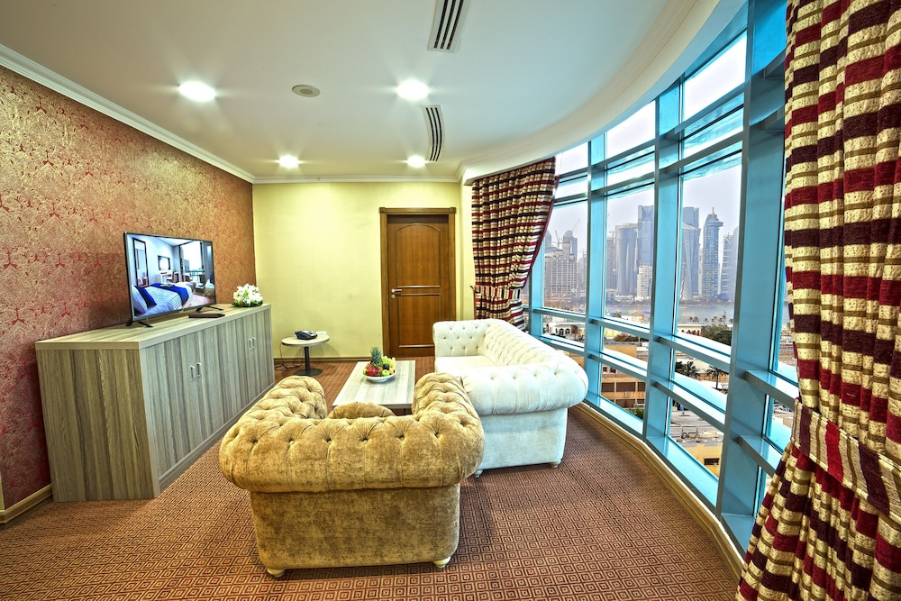 SAPPHIRE PLAZA HOTEL 36/79