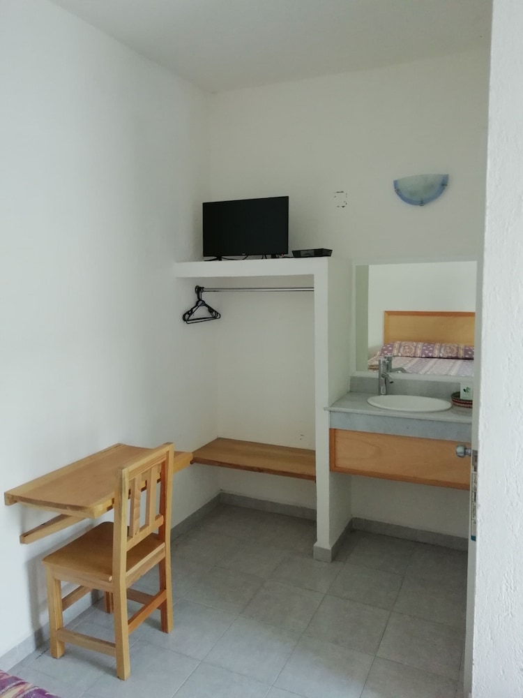 HOTEL QUINTA PARAISO COCOYOC 29/31