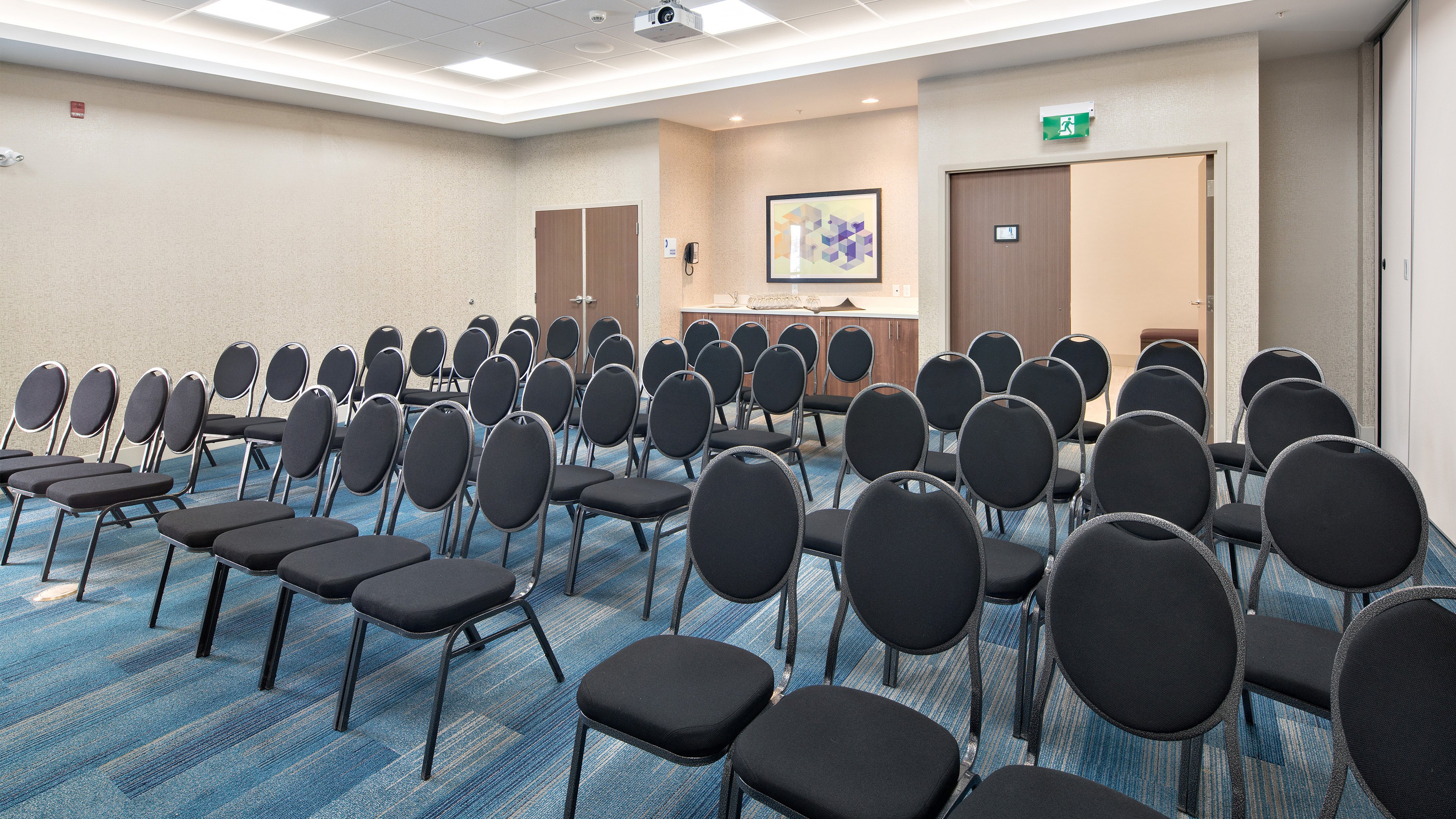 Staybridge Suites Red Deer North 39/50