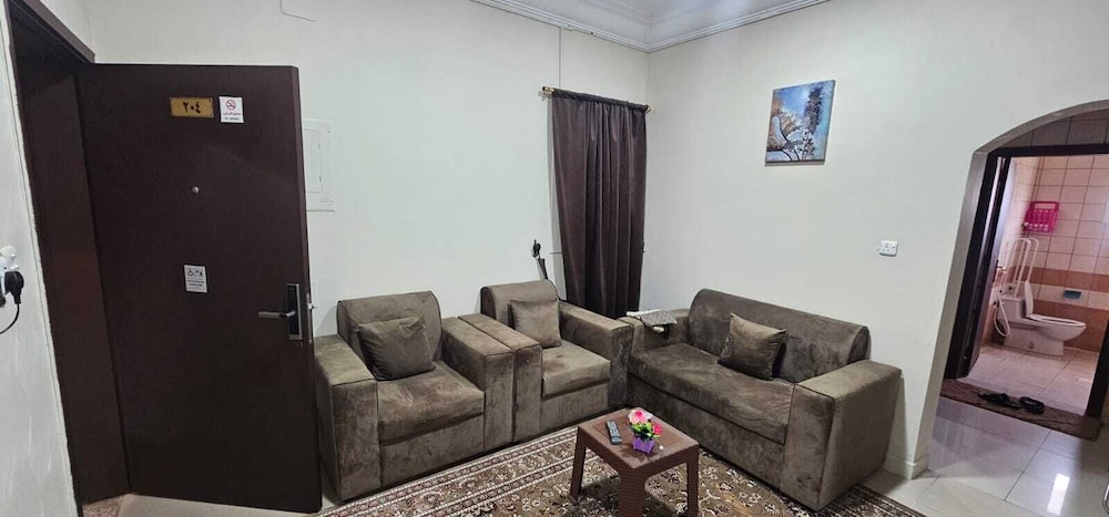 Al Eairy Apartments Al Qassim 1 31/36