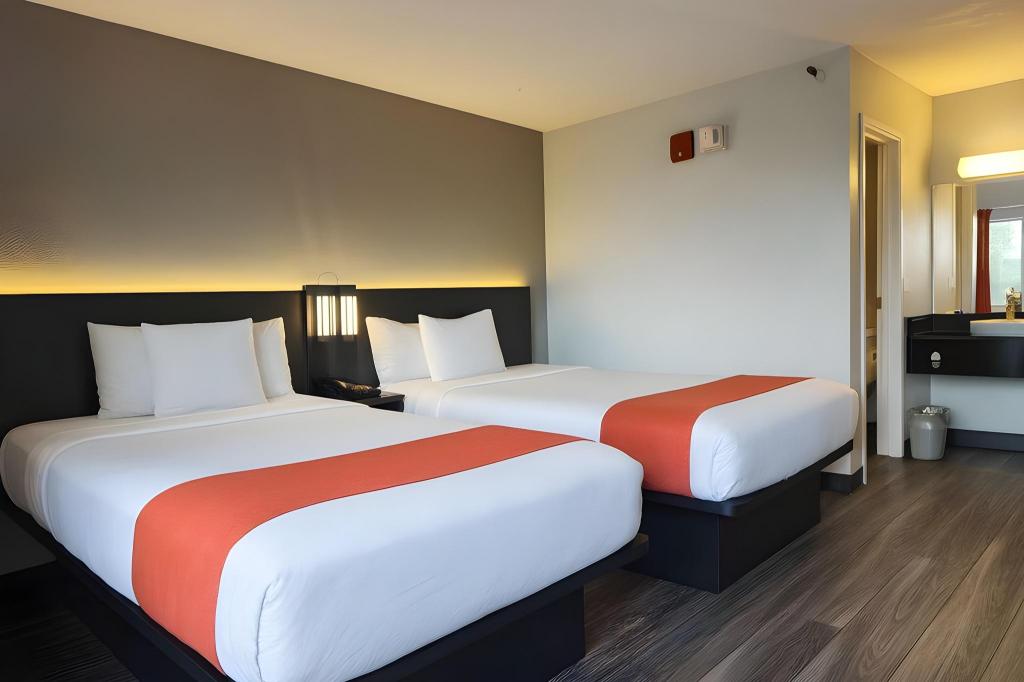 Redesigned, 2 Double Beds
