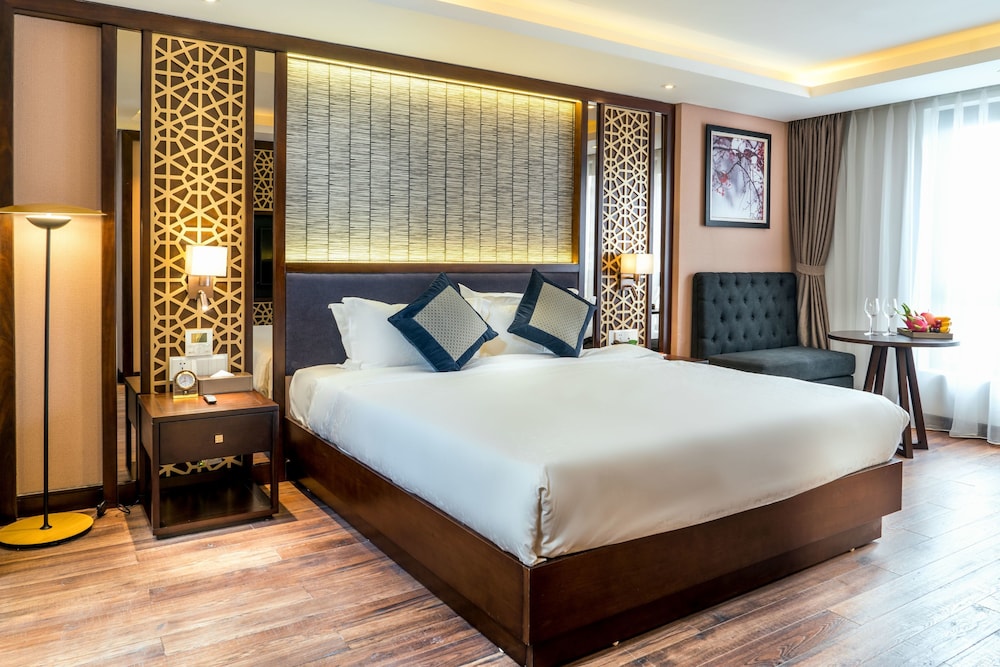 Conifer Grand Hotel 写真5