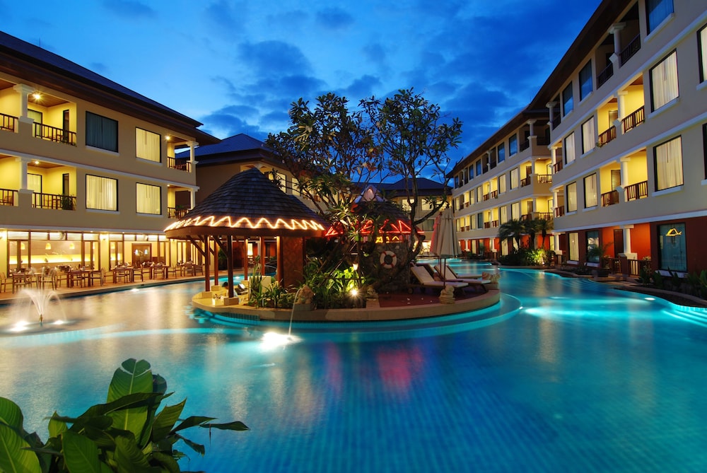 Patong Paragon Resort & Spa 8/69