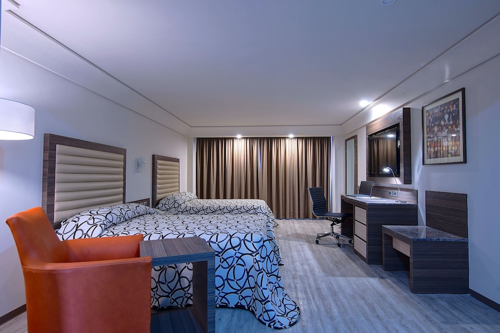 Econo Express Hotel 19/37
