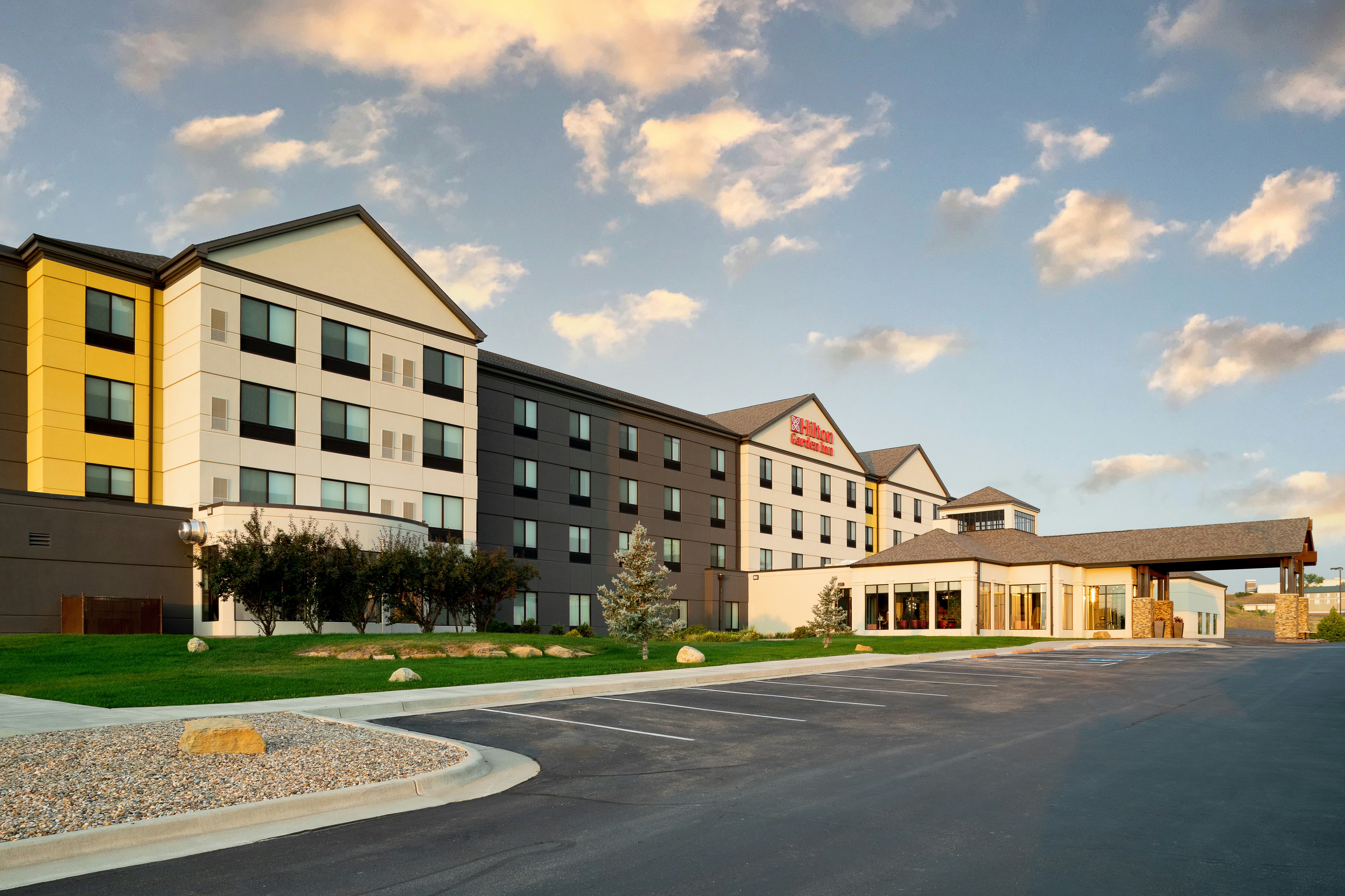 Hilton Garden Inn Rapid City 50/50