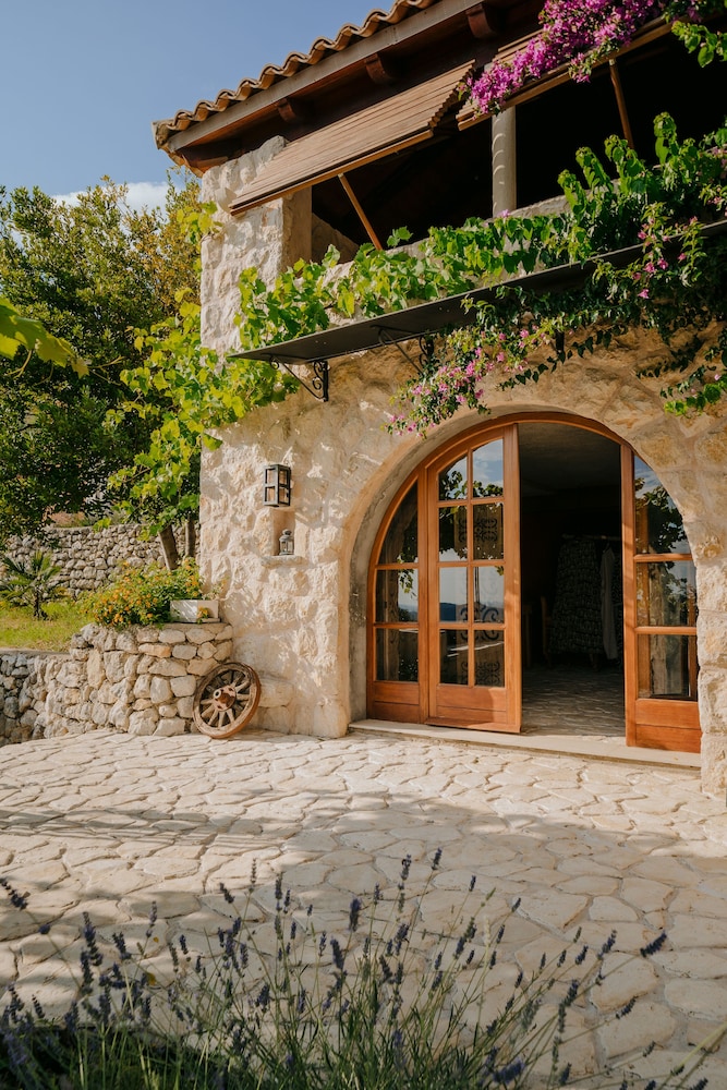 Ninon - Design B&B - Adults Only 1/50