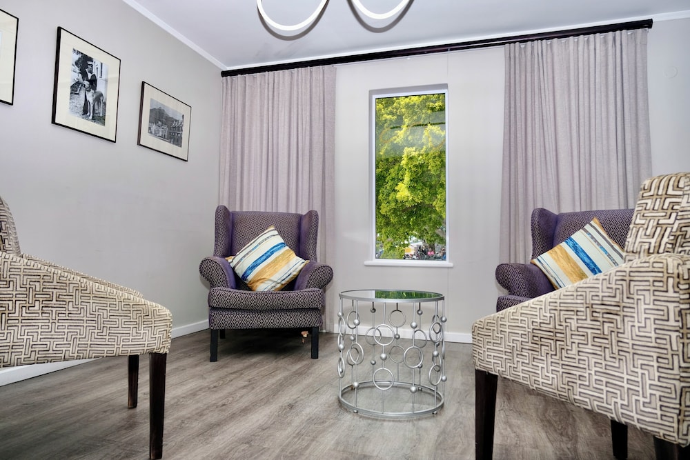 Simon's Town Quayside Hotel 37/60