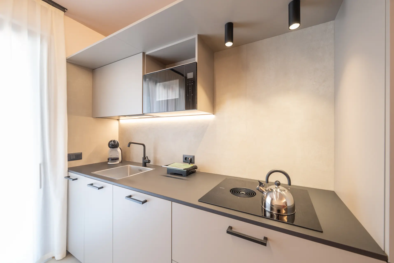Lumina Two Bedroom Apartment، Etra Suites and Apartments 7/7