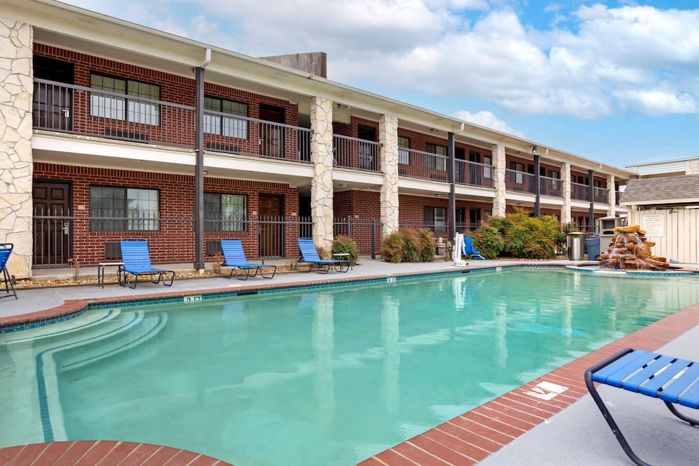 Best Western Inn Of Brenham 5/33