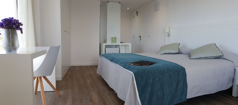 Pinos Playa Hotel 13/50