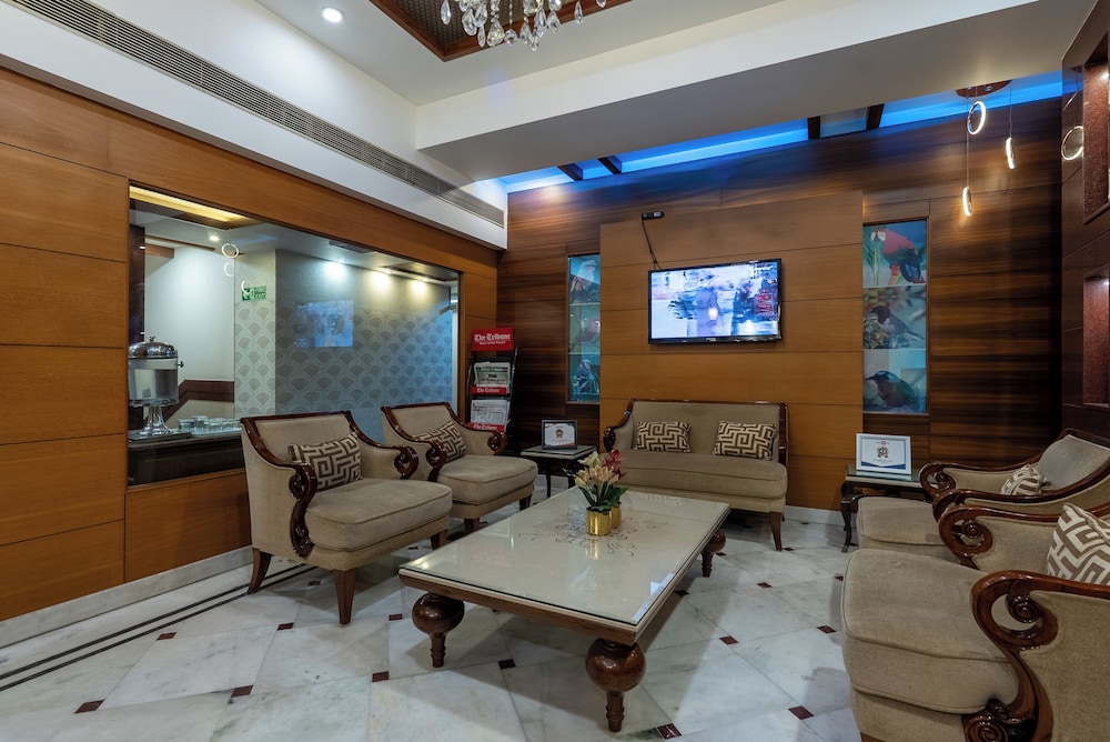 Leela Grande Hotel 22/50