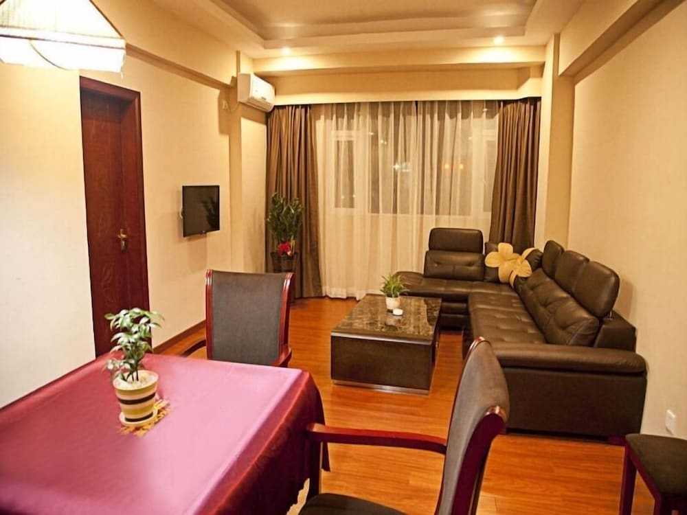 GreenTree Inn Zhuhai Changlong Airport 19/25